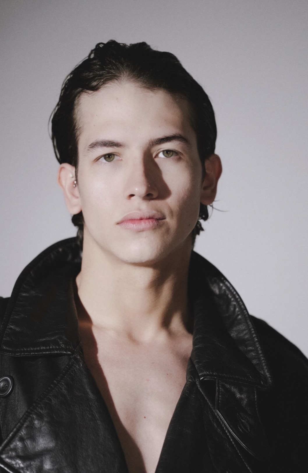 L.E. Agency — Modelo